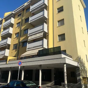 B E B House Appartamento Busto Arsizio